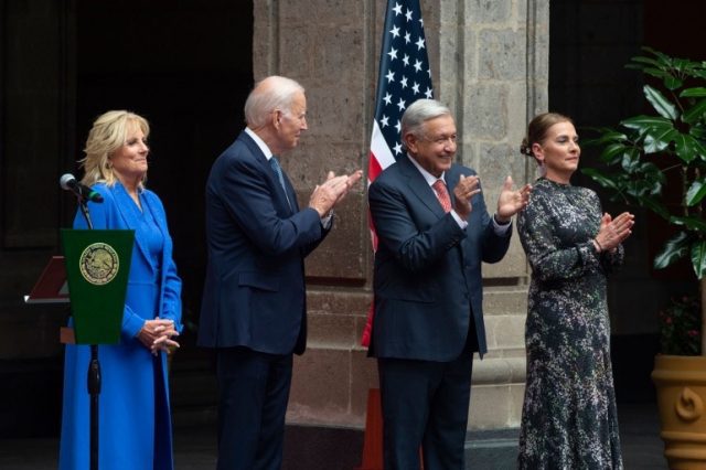 Biden y AMLO hablarán sobre migración y fentanilo en reunión virtual