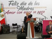 AMLO felicita a todas las mamás de México
