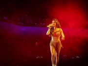 Mar, hija de Marco Antonio Solís, brilla como invitada especial en concierto de Gloria Trevi