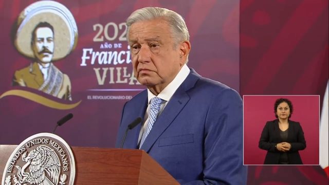 AMLO ve campaña contra Ana Gabriela Guevara