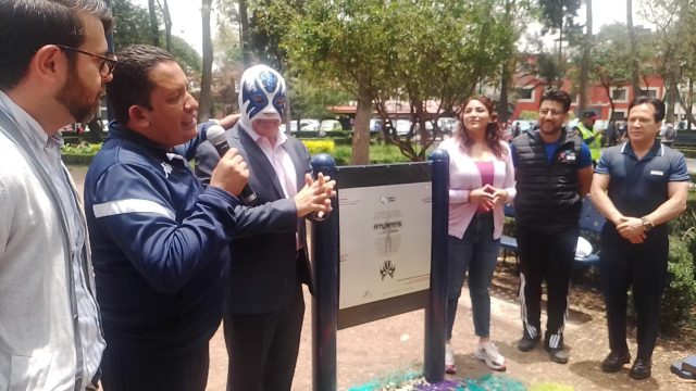 Reconocen la trayectoria del “Ídolo de los niños”, Atlantis