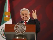 López Obrador niega polarización en México