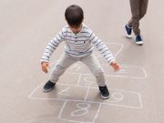 ¿Pegado a la tablet? Esta es la importancia del juego recreativo para los niños