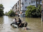 Hay cinco muertos por represa destruida en territorios ocupados de Ucrania