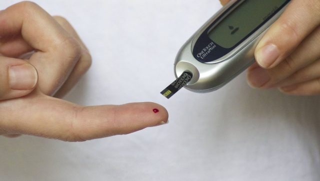 Altas temperaturas hacen más vulnerables a las personas con diabetes, revela experta