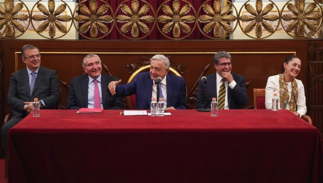 AMLO afirma no tener preferidos para ser el representante de Morena en 2024