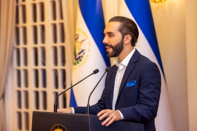 Nayib Bukele le declara una “guerra frontal” a la corrupción en El Salvador