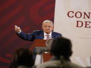 AMLO analiza vetar la Ley General de Comunicación Social