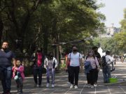 Alrededor de 47% de los hombres, mayores de 15 años, en México son padres
