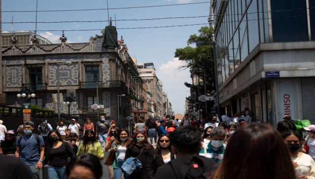 Disminuye pobreza laboral 1.1% desde 2022: Coneval