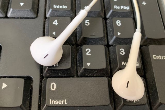 ¿Cuántas personas escuchan un podcast y cómo utilizarlo para impulsar un negocio?