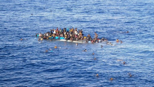 Grecia: Pocas posibilidades de encontrar supervivientes tras naufragio
