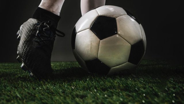 Nombres extranjeros enfrentan barreras en el ámbito deportivo, según estudio