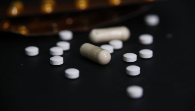 Médicos están desarrollando directrices para reducir el consumo de opioides
