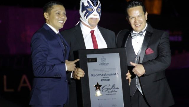 Celebra Atlantis 40 años de trayectoria