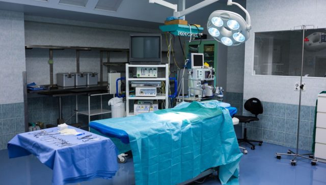 AMLO denuncia contratos y pagos de hospitales construidos y rentados a particulares