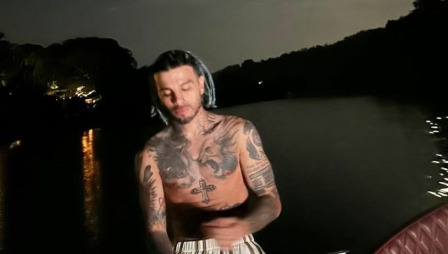 El cantante Rauw Alejandro aclara rumores sobre su separación con Rosalía