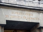 AMLO exhibe sueldos y bonos “excesivos” de la SCJN, busca reforma más precisa