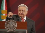 AMLO agradece a migrantes por aumento en remesas