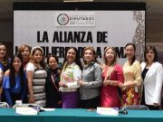 La alianza de mujeres legisladoras del PRD, PAN y PRI de la CDMX