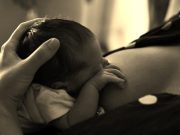 Dieta balanceada influye en una buena lactancia materna, señalan expertos