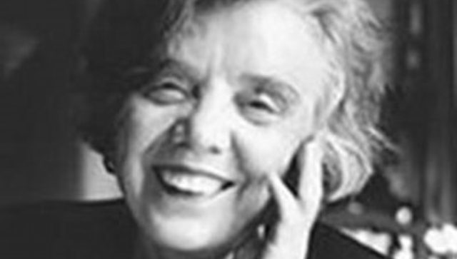 Elena Poniatowska recibe el premio Carlos Fuentes