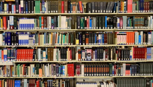 Según la SEP, 26 estados respaldan la distribución de libros de texto