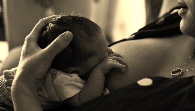 La importancia de la nutrición de mamá durante la lactancia, según expertos