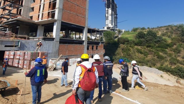 Malas condiciones laborales pueden aumentar el riesgo de muerte prematura