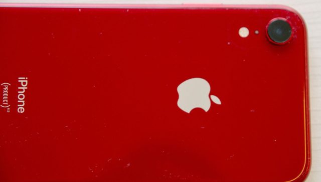 Qué hay detrás de la prohibición de China de usar iPhone en trabajos gubernamentales