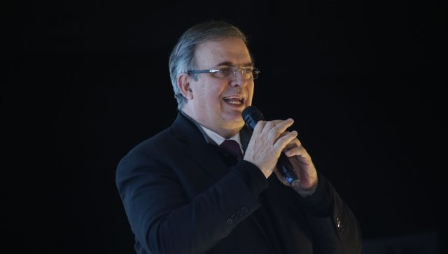 Ebrard va por su propio movimiento político nacional, amenaza con irse de Morena