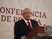 López Obrador se niega a opinar sobre la posible salida de Marcelo Ebrard de Morena
