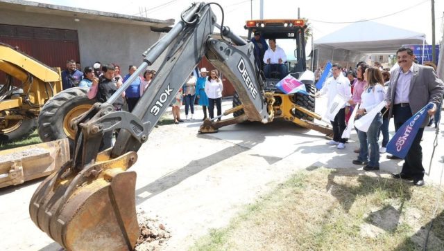 Gobernador de Guanajuato da inicio a obras viales en Tarandacuao