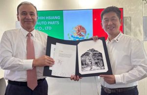Gobernador de Sonora viaja a Taiwán para buscar alianzas con empresas de tecnología