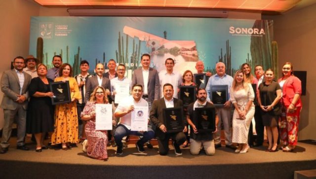 Celebran Día Internacional del Turismo con reconocimientos y Expo Turismo 2023