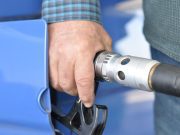 Crece refinación de petróleo en México, pero sigue importando combustibles
