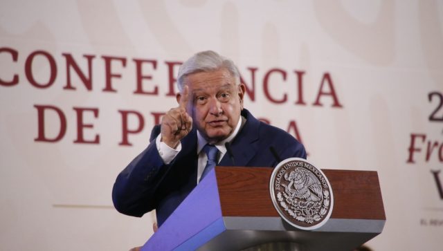 “Hay capacidad operativa”, destaca AMLO sobre daños del huracán Otis