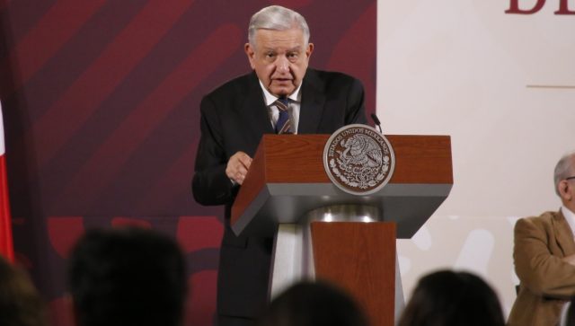 AMLO acepta la renuncia del ministro de la SCJN Arturo Zaldívar