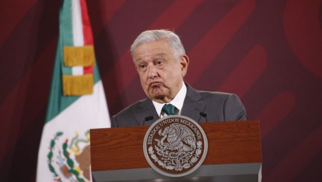 López Obrador no felicita a Milei tras ganar la presidencia en Argentina