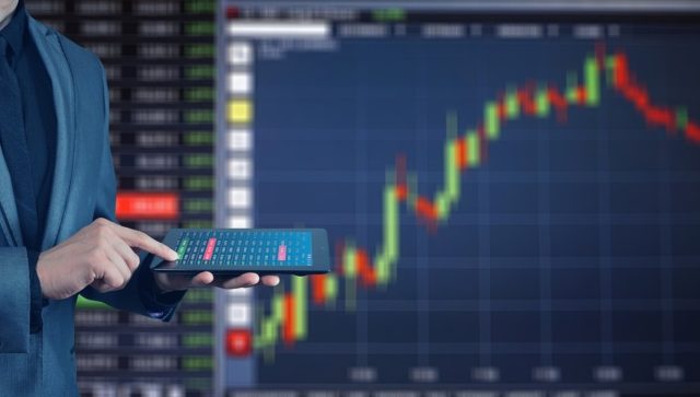 Habrá desaceleración económica el próximo año: OCDE