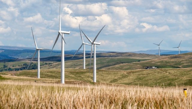 Colombia lanza primera ronda de licitaciones para energía eólica