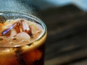 Impuestos en bebidas azucaradas: atender la obesidad con regulaciones empresariales