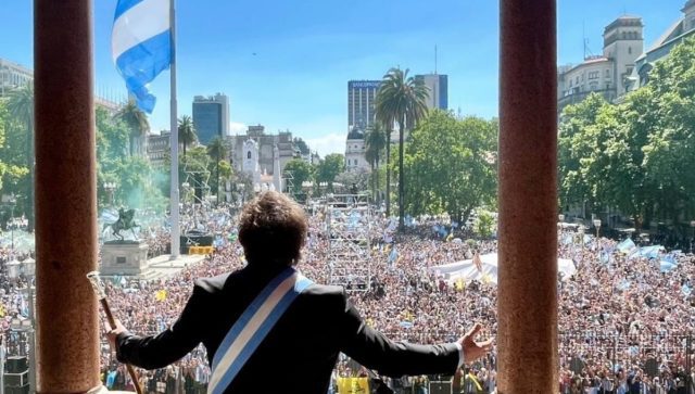 Javier Milei asume la presidencia de Argentina