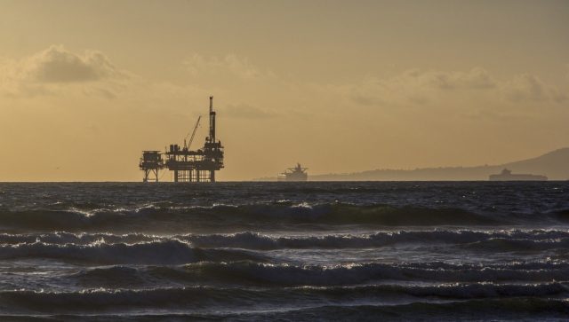 López Obrador celebra la compra de PetroBal por parte de Carlos Slim