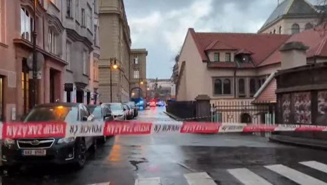 Tiroteo en universidad de Praga deja 11 muertos y decenas de heridos