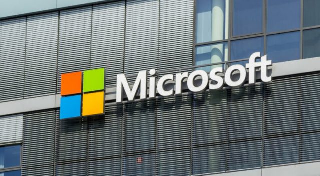 Falla Mundial de Microsoft Provocada por Actualización de Software de CrowdStrike
