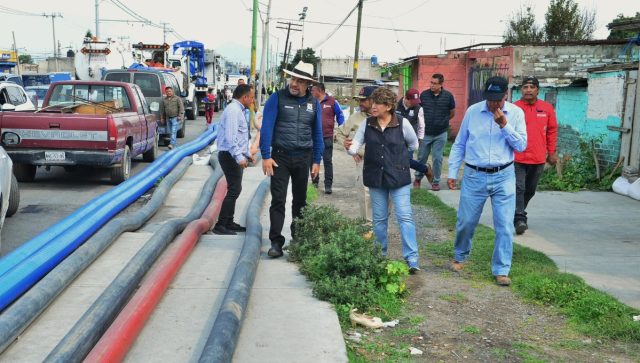 Chalco al borde del colapso: El agua sigue aumentando Autoridades brindando ayuda a vecinos de Chalco 2