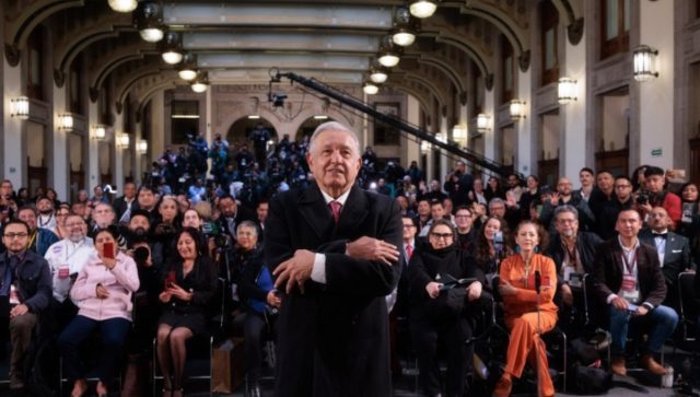 AMLO en su último día en presidencia señala irse contento AMLO en su última conferencia de prensa