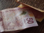 Peso mexicano se fortalece pese a incertidumbre por reforma judicial Billetes de diferentes denominaciones