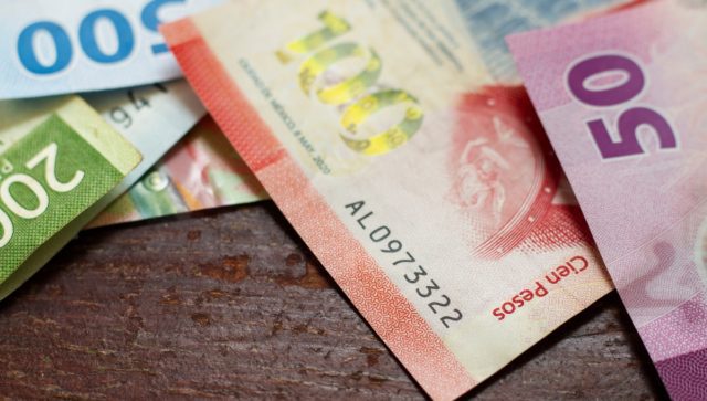 Precio del dólar al instante: El peso mexicano supera la barrera de las 20 unidades Peso mexicano